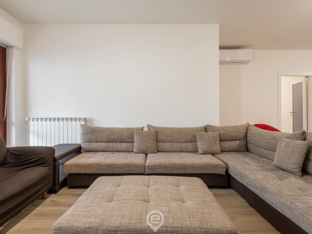 Giulia'S House Apartment Oristano Bagian luar foto